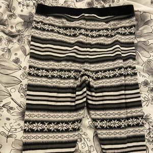 Black and white leggings